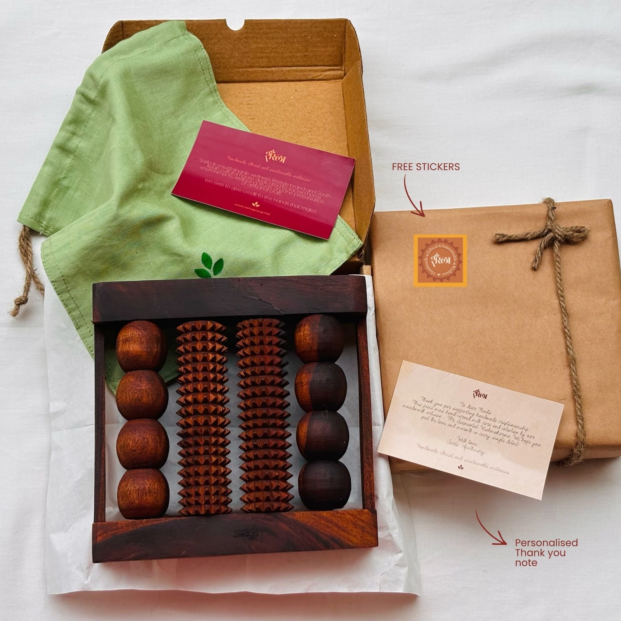 Wooden_foot_massager_premium_packing.jpg