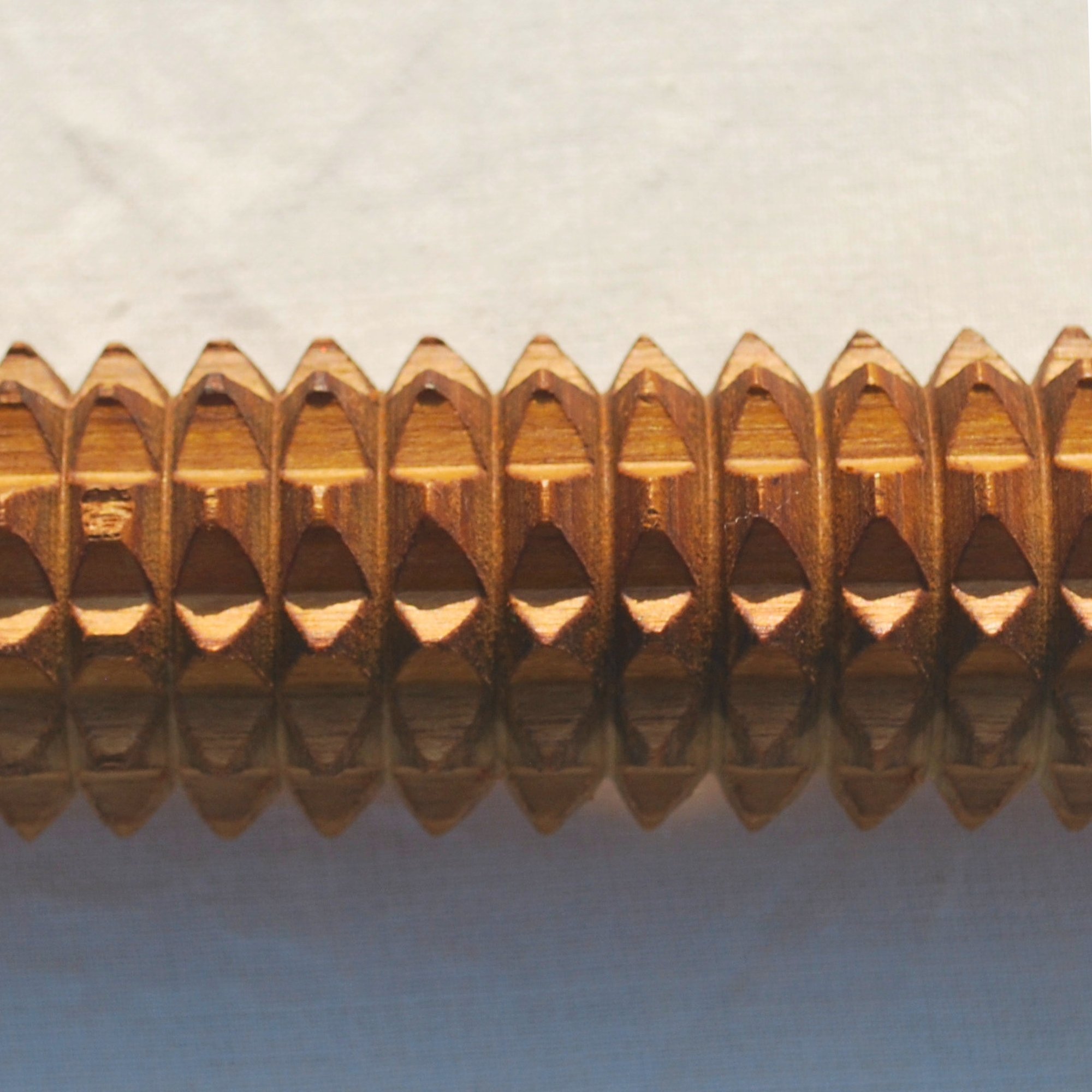 wooden_muscle_recovery_roller_zoom_in.jpg