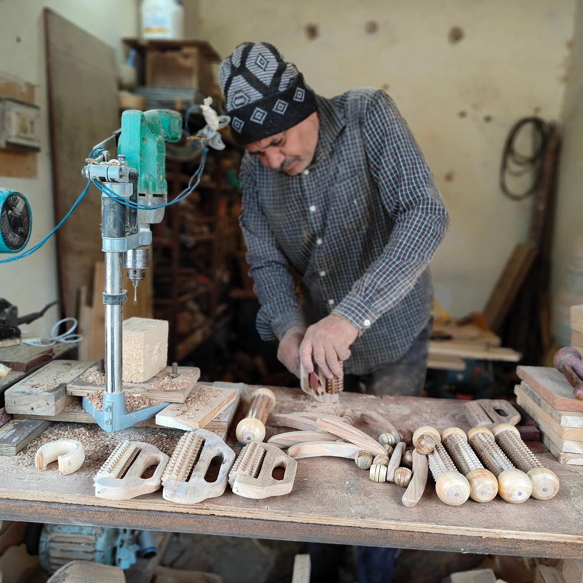Wooden_cellulite_massage_tool_artisan.jpg