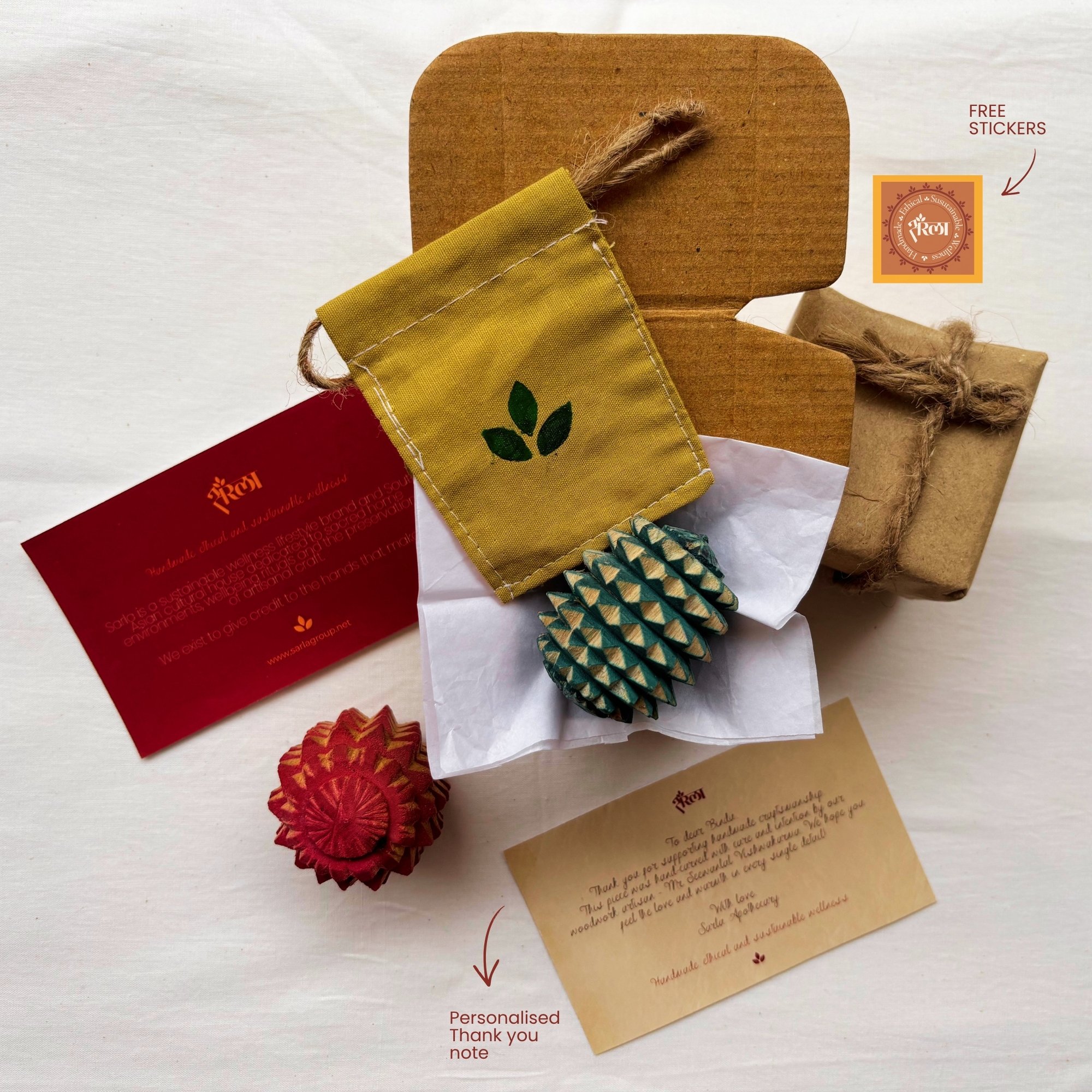 Wooden_reflexology_ball_premium_packaging.jpg