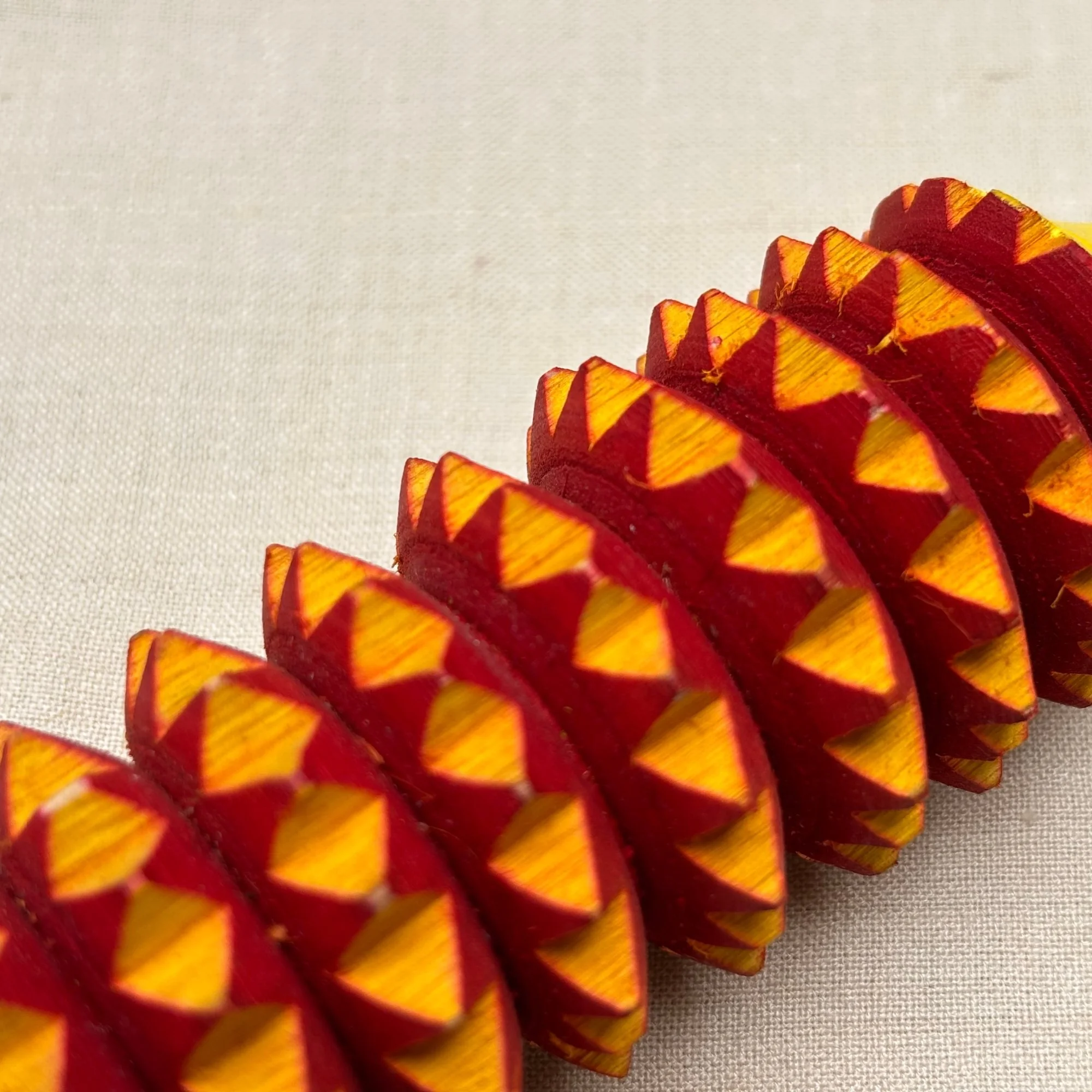 porcupine_acupressure_roller_middle_closeup.jpg