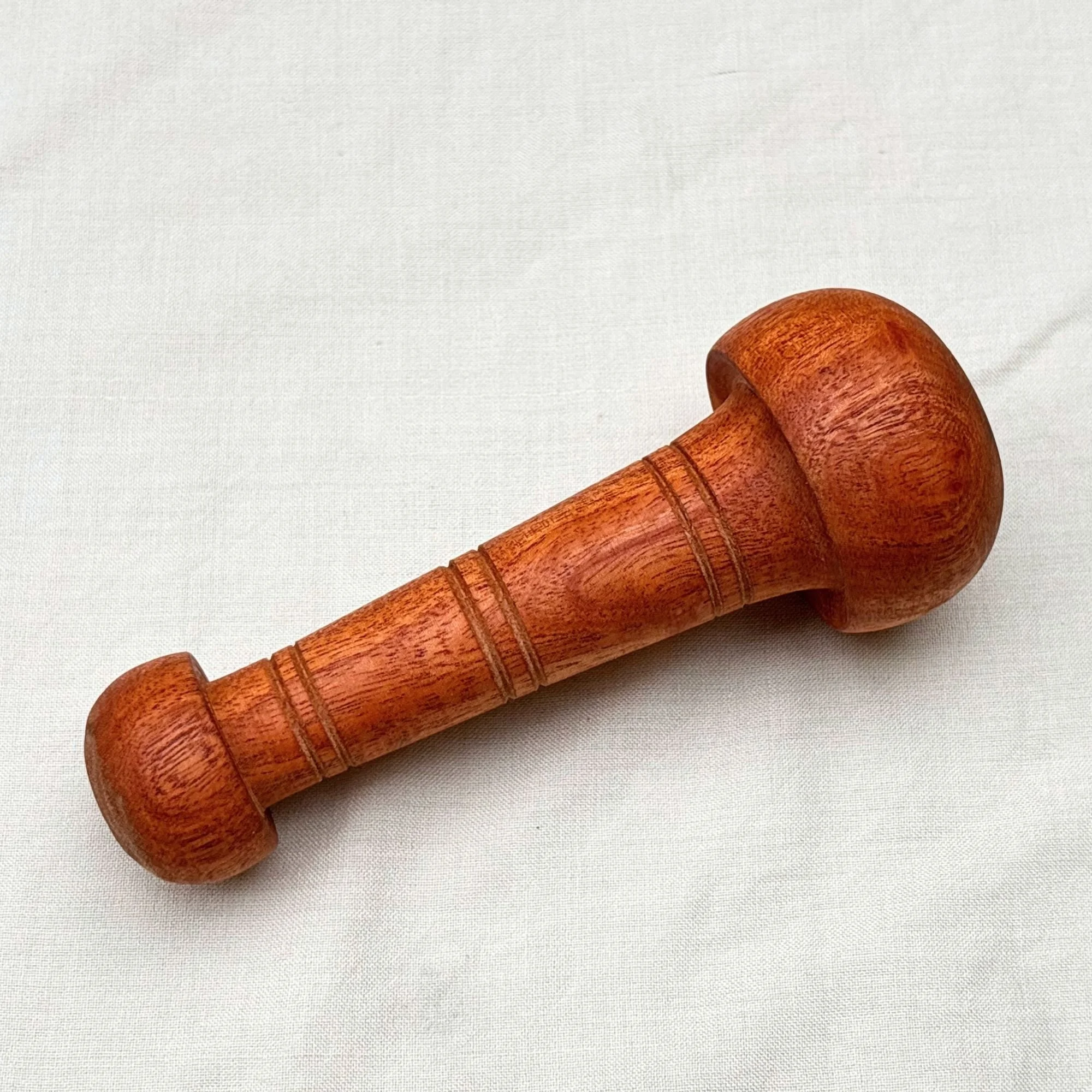 Wooden_arbor_massage_wand_hero.jpg