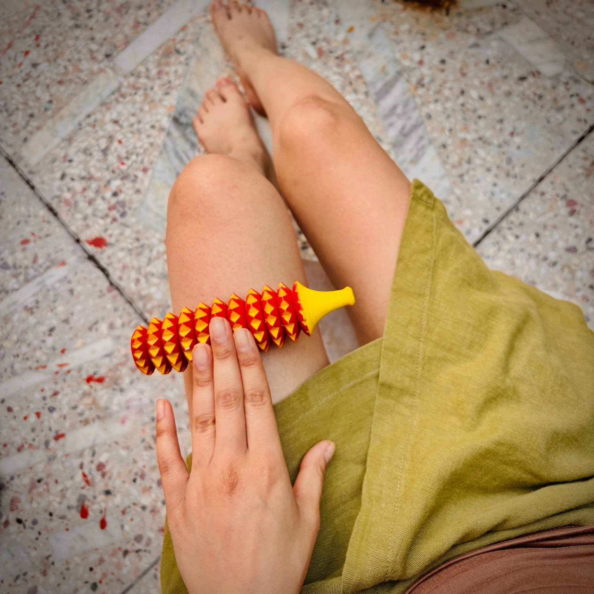 porcupine_acupressure_roller_hamstring.jpg