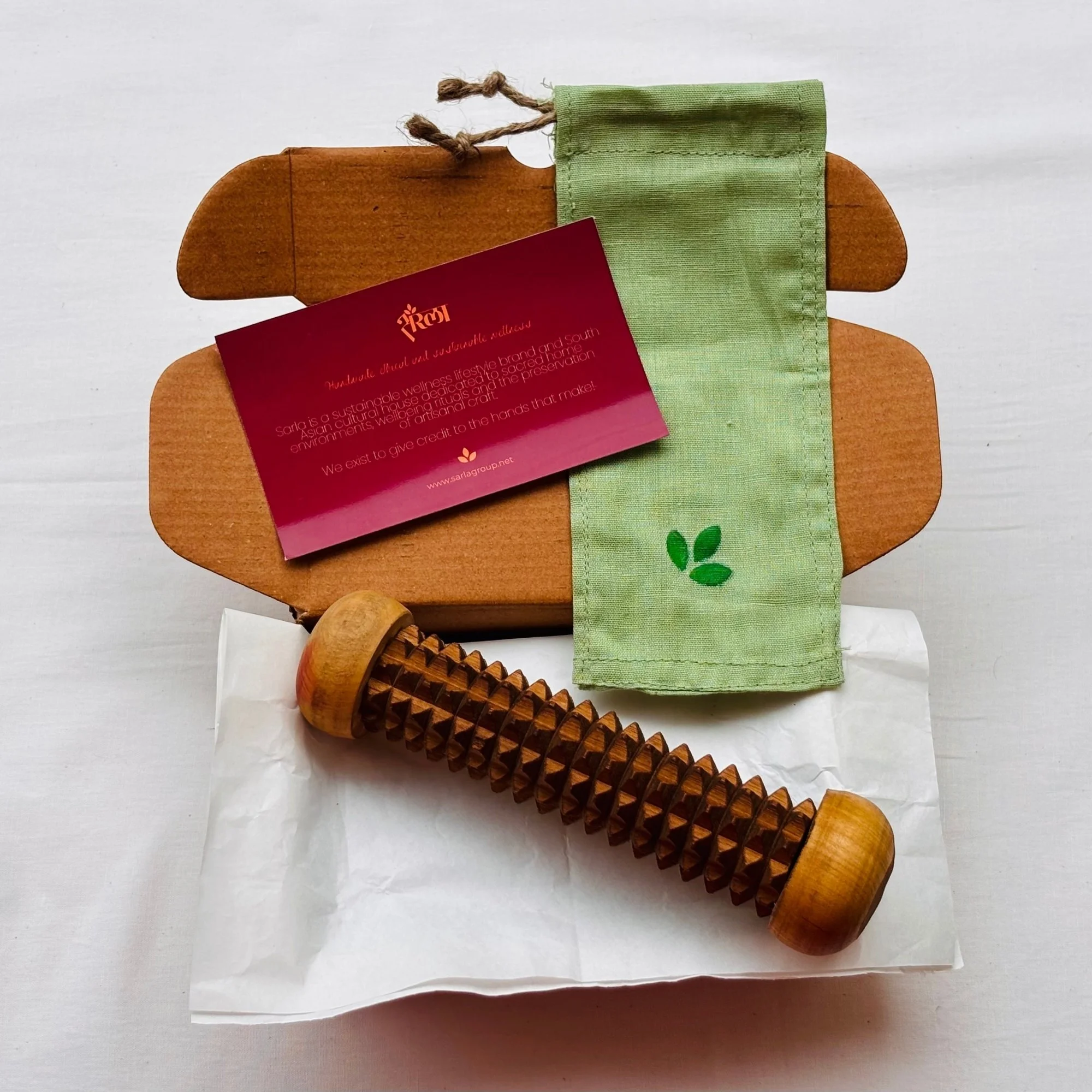 wooden_muscle_recovery_roller_standard_packing.jpg