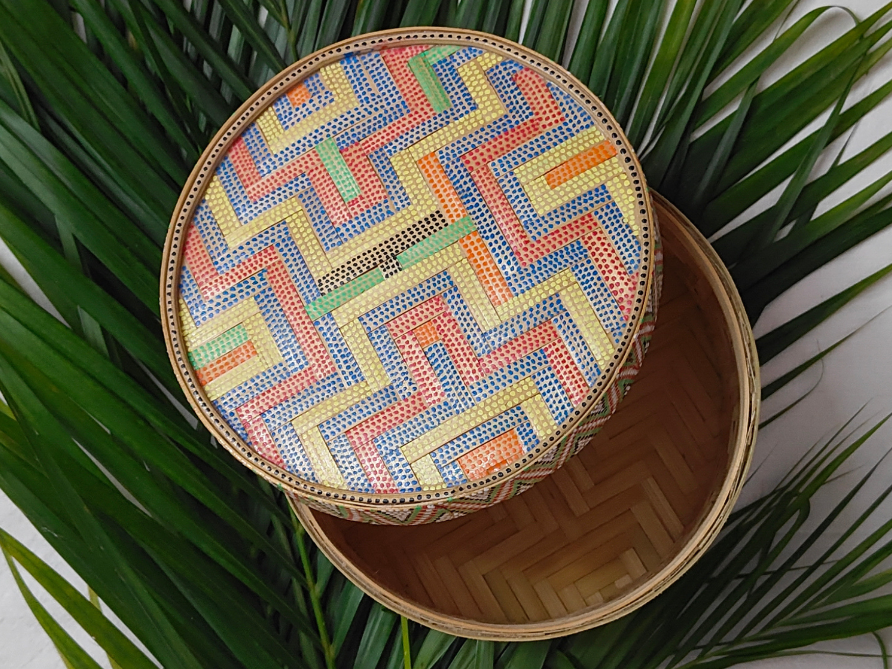 indian-tribal-bhil-art-bamboo-basket-top-view.jpg.png