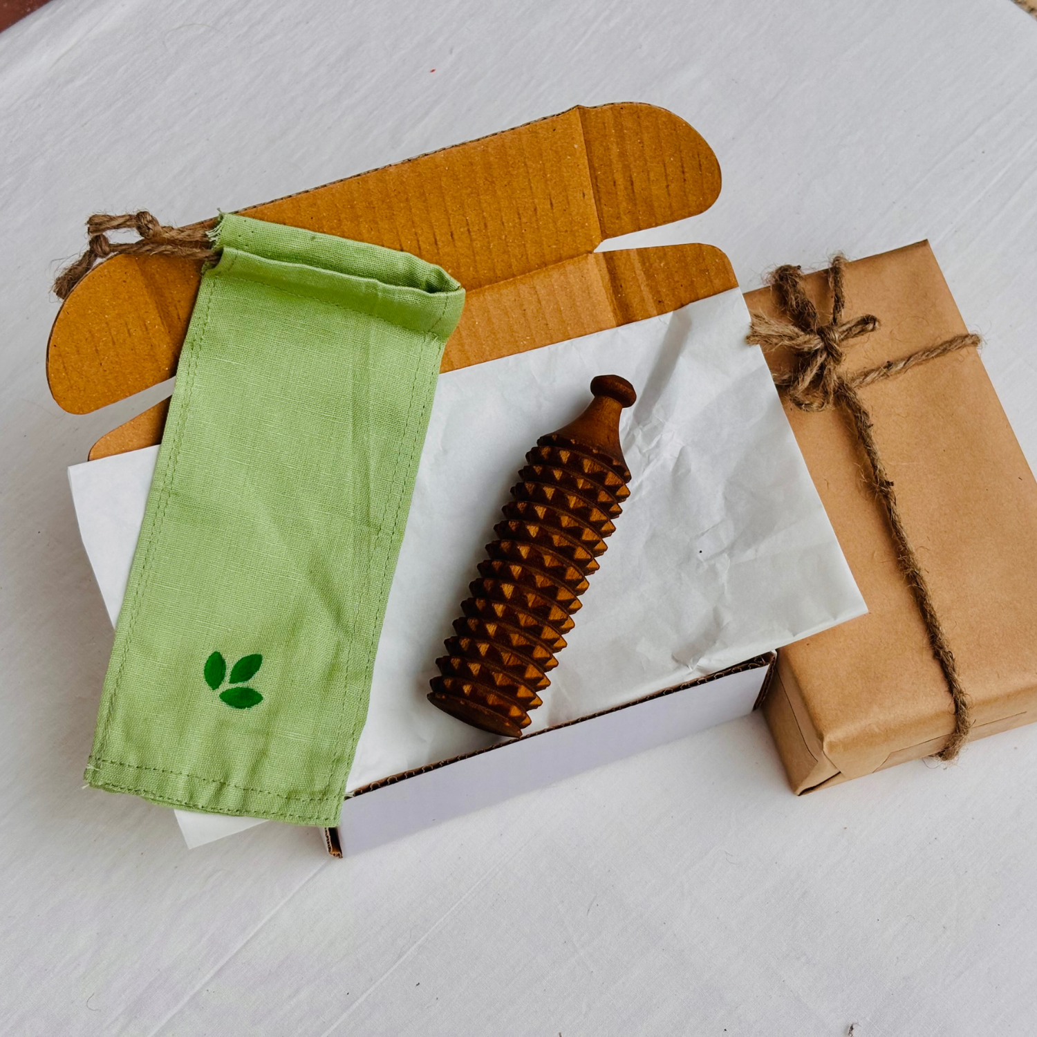 porcupine_massage_roller_packaging.png
