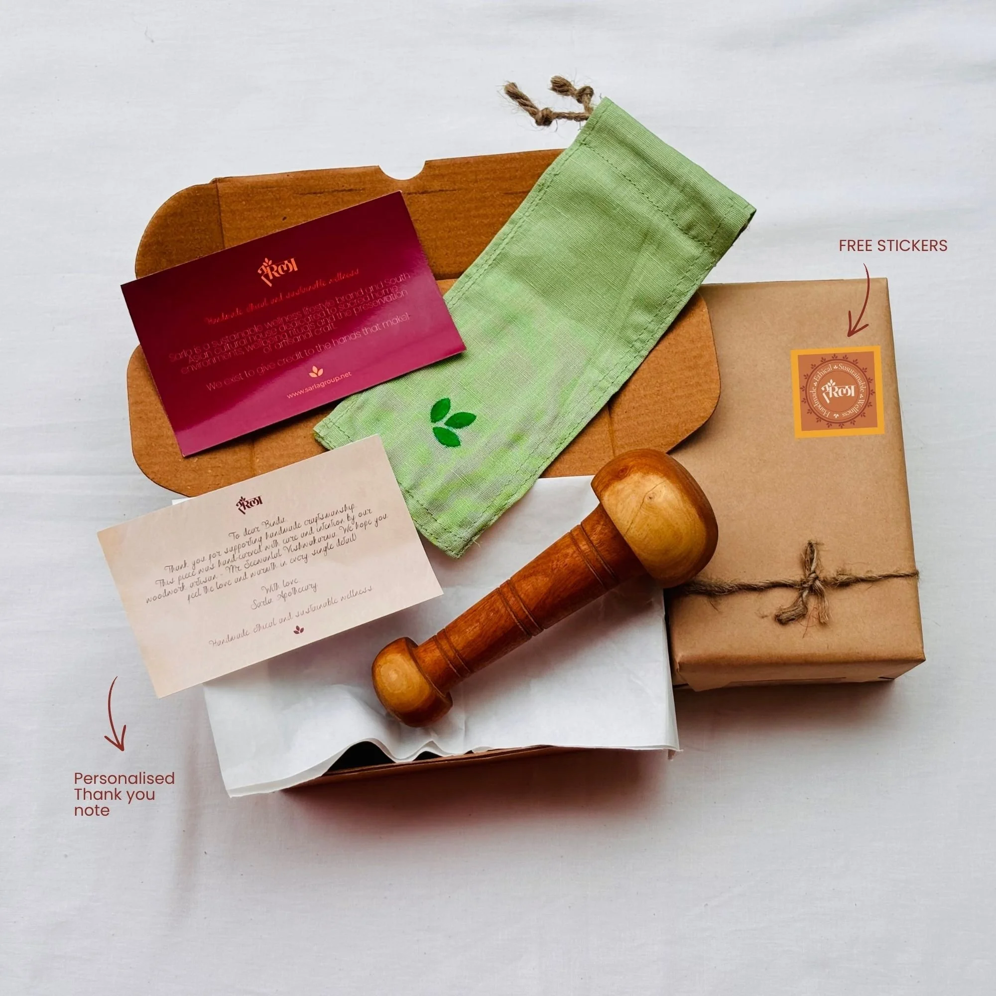 Wooden_arbor_massage_wand_premium_packing.jpg