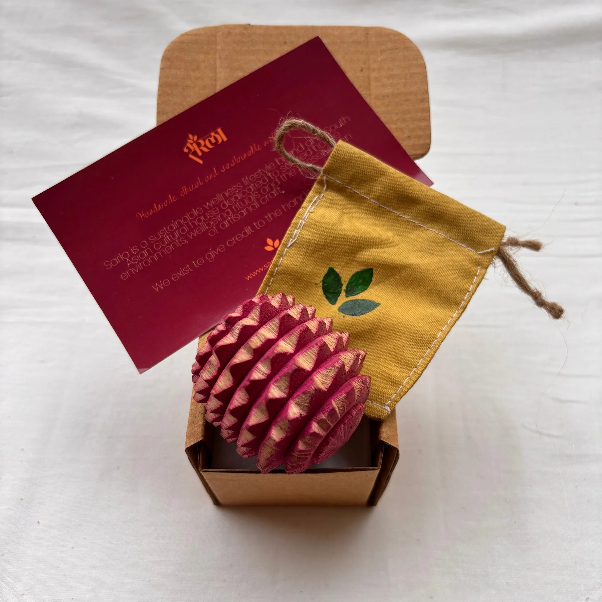 Wooden_reflexology_ball_standard_packaging.jpg