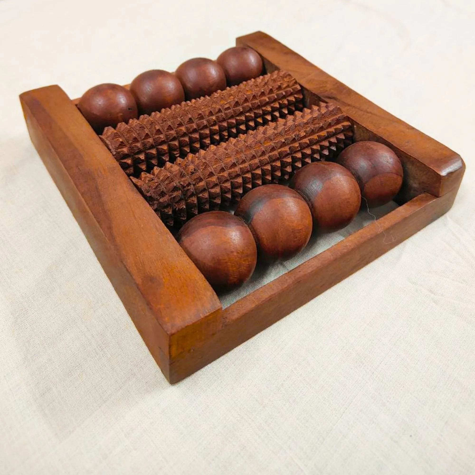 Wooden_foot_massager_hero.jpg