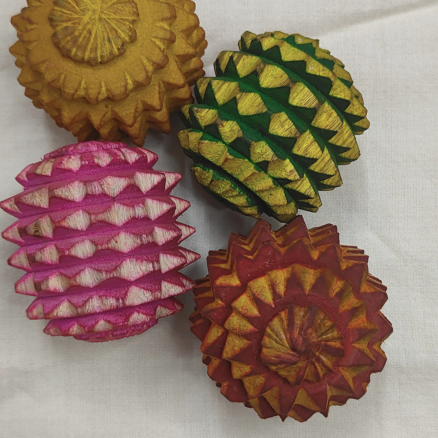 wooden-reflexology-massage-ball-hand-diffrent-size.png.png