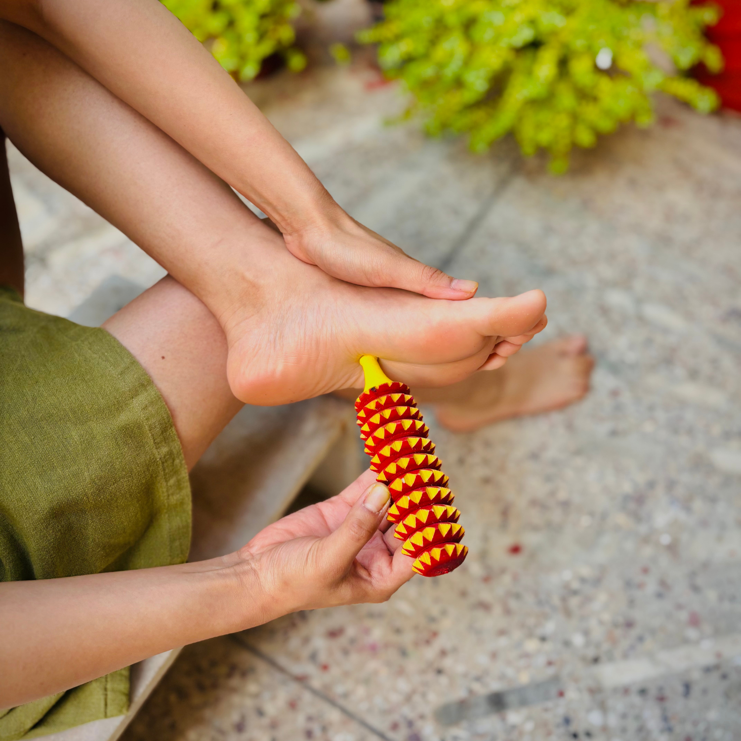 porcupine-acupressure-roller-foot-massage.png.png