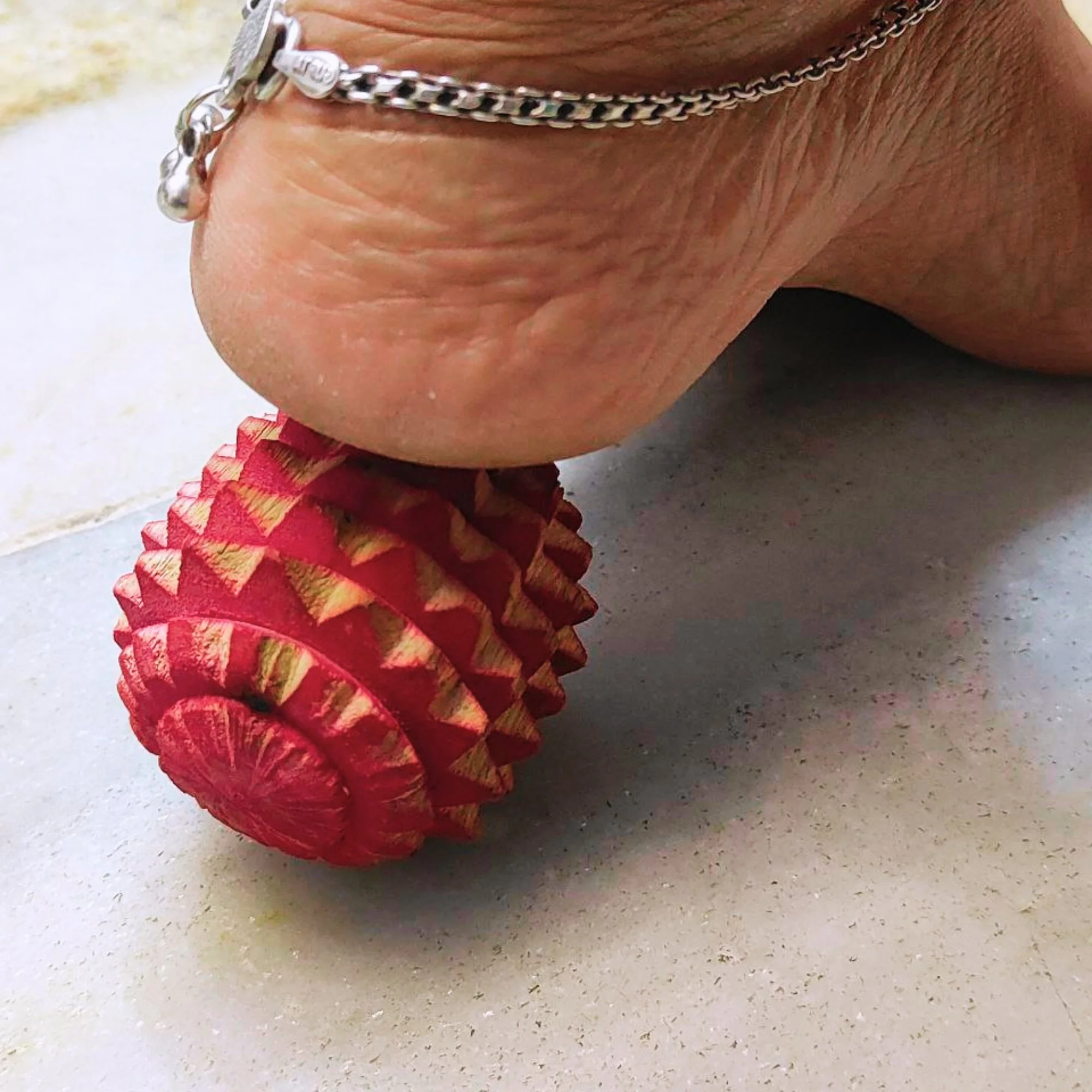 Wooden_reflexology_ball_heel.jpg