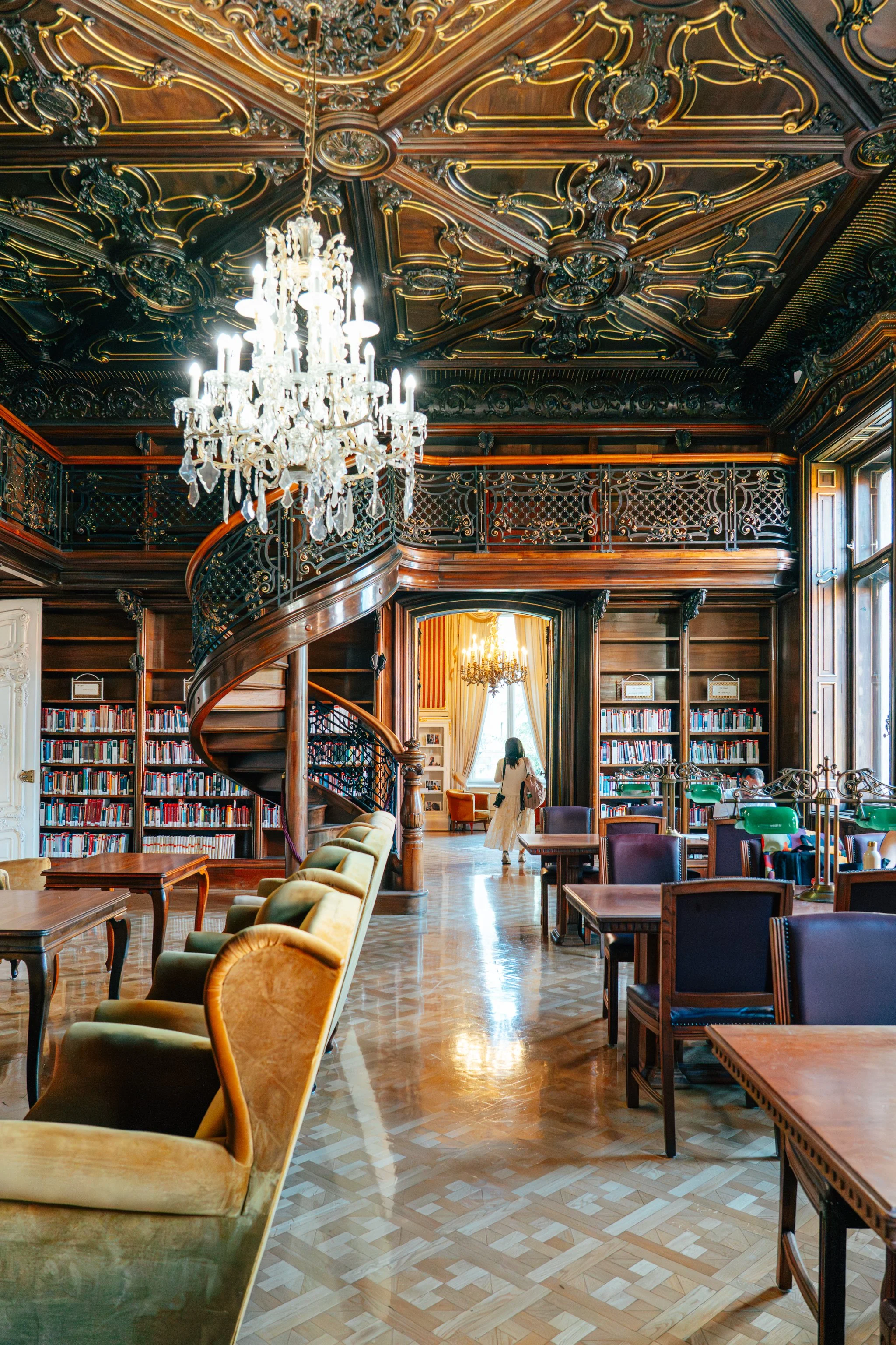 budapests_s_-09057.jpg