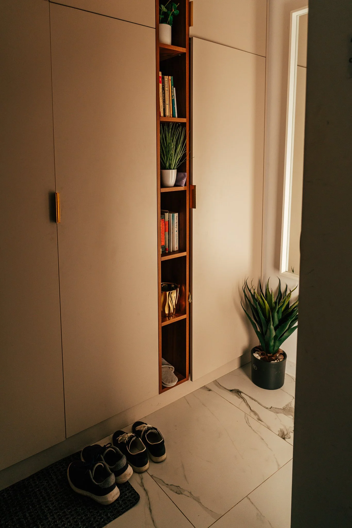 10_bucharest_apartment-09259.jpg