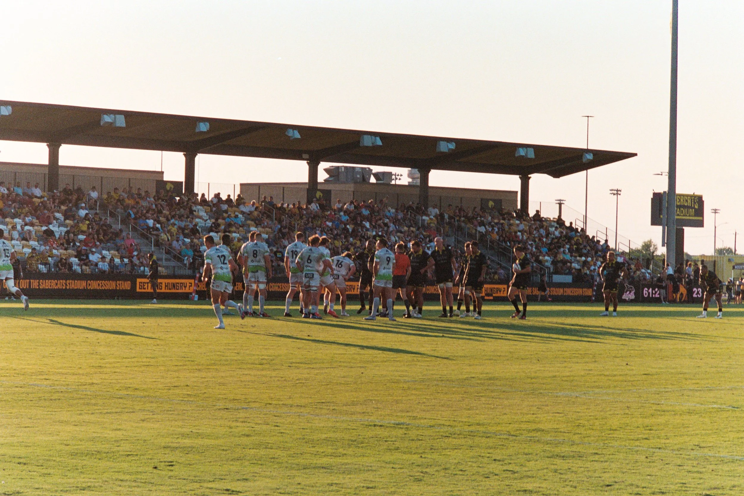 HOU PRIDE NIGHT47.jpg