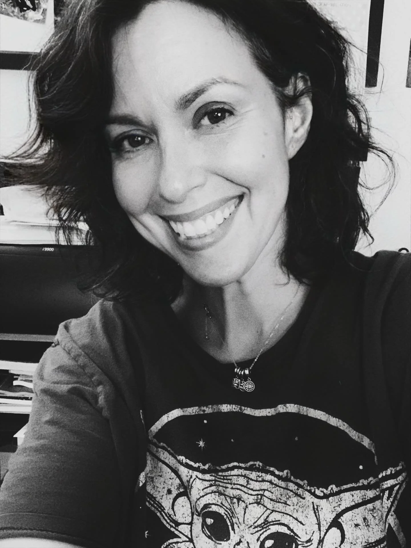 Howdy. Third generation Latina. 
Mid 2025
________

#Latina #Artist #Woman #Spitfire