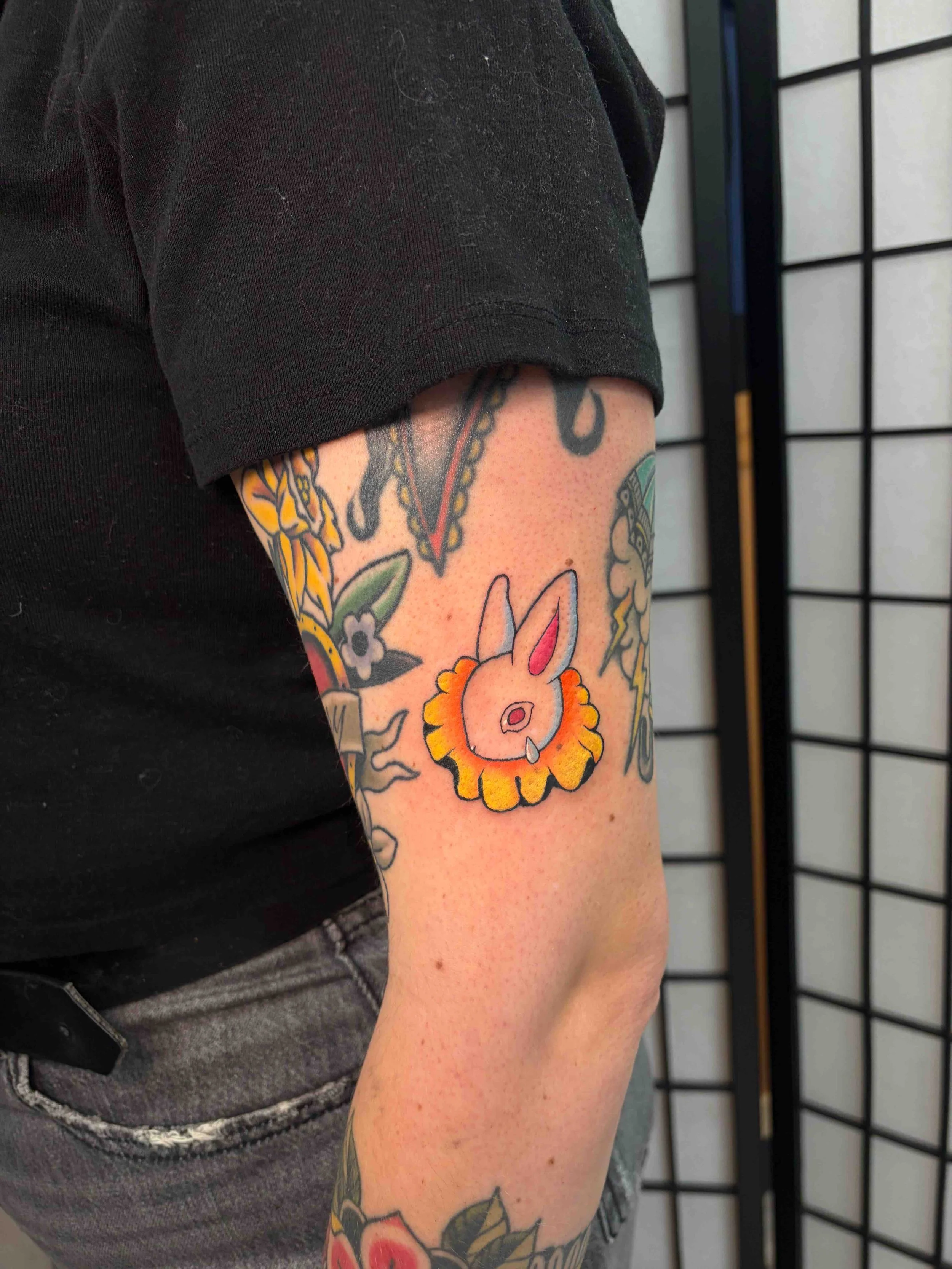 paige-baker-illustrative-tattoo-sink-or-swim-niagara-falls-ny.jpg