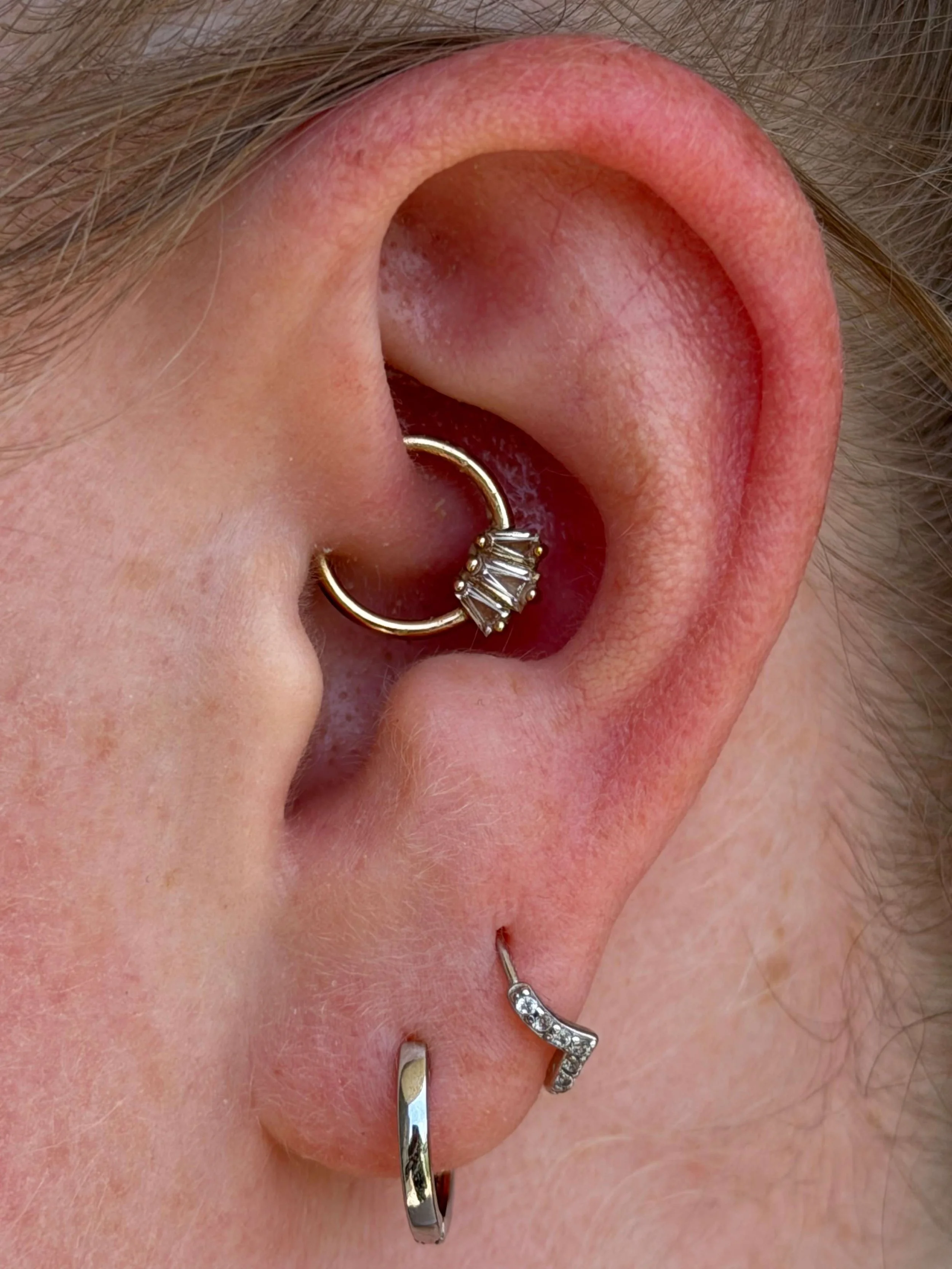 Iggy-Luppino-lobe-piercing-sink-or-swim-niagara-falls-ny.jpg