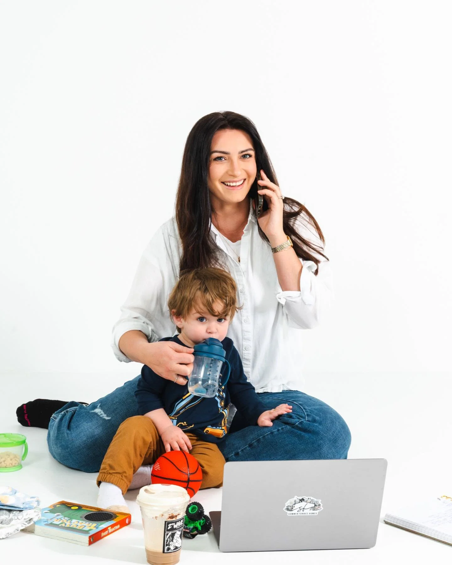A glimpse into a branding shoot with @thatocmdrealtor 🔑🤍✨ When Summer shared her vision for this shoot, it was an immediate yes. Her goal was clear: to authentically  capture who she is at her core &mdash; a dedicated mother and a driven, accomplis
