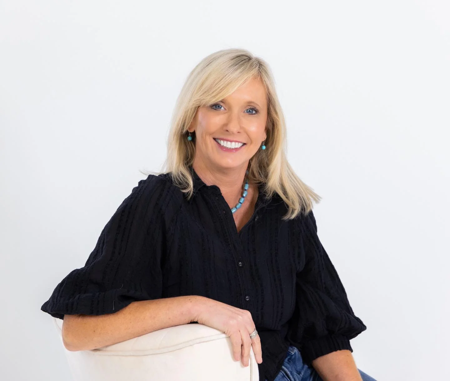 @dkwest10 new headshot in the studio! 📸

#theexposurecollective #ocmdphotographer #professionalheadshot #portraitphotographer #portraitstudio