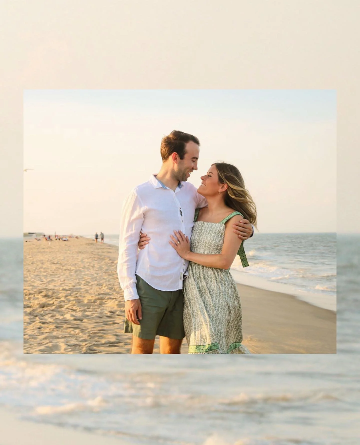 Summer is right around the corner &mdash; and we cannot wait for beautiful golden hour sessions!! So excited it&rsquo;s almost here! ☀️📸✨🌊 

Get on our books for family or couple beach sessions! Link in our bio or send us a message 💌

#theexposure