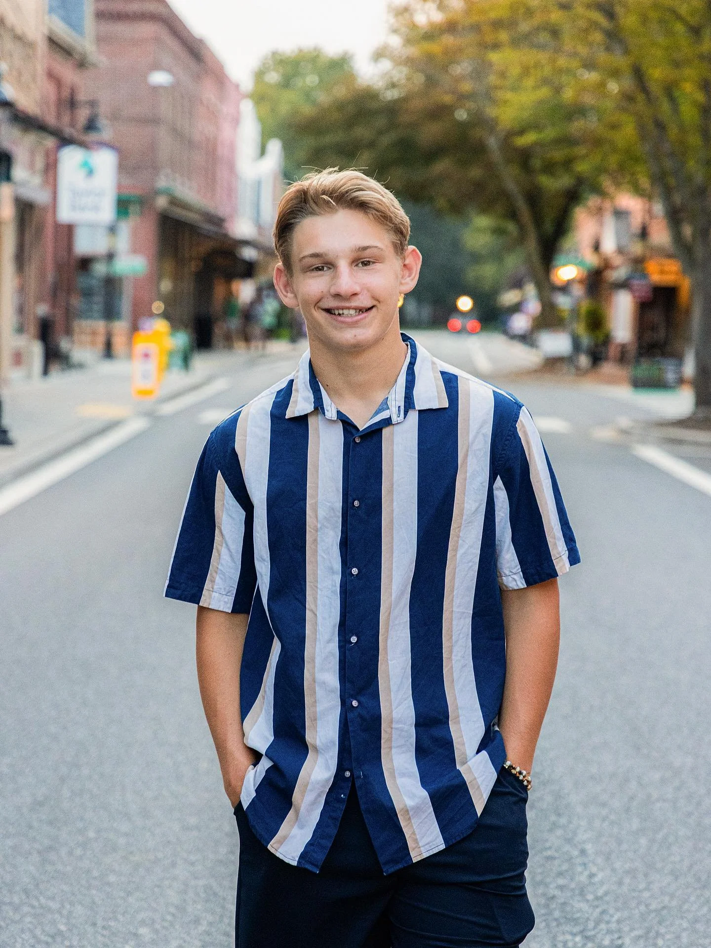 We love senior sessions in Downtown Berlin 🎓 Let&rsquo;s capture the moment you&rsquo;ll want to remember forever, link in our bio to get on our books ✨

📸 @liveinsidethelens 

#theexposurecollective #seniorportraits #berlinmaryland #portraitphotog