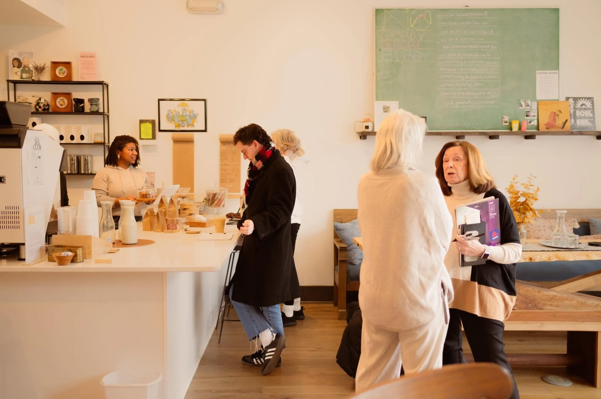 Birdhouse Market &amp; Coffee Room