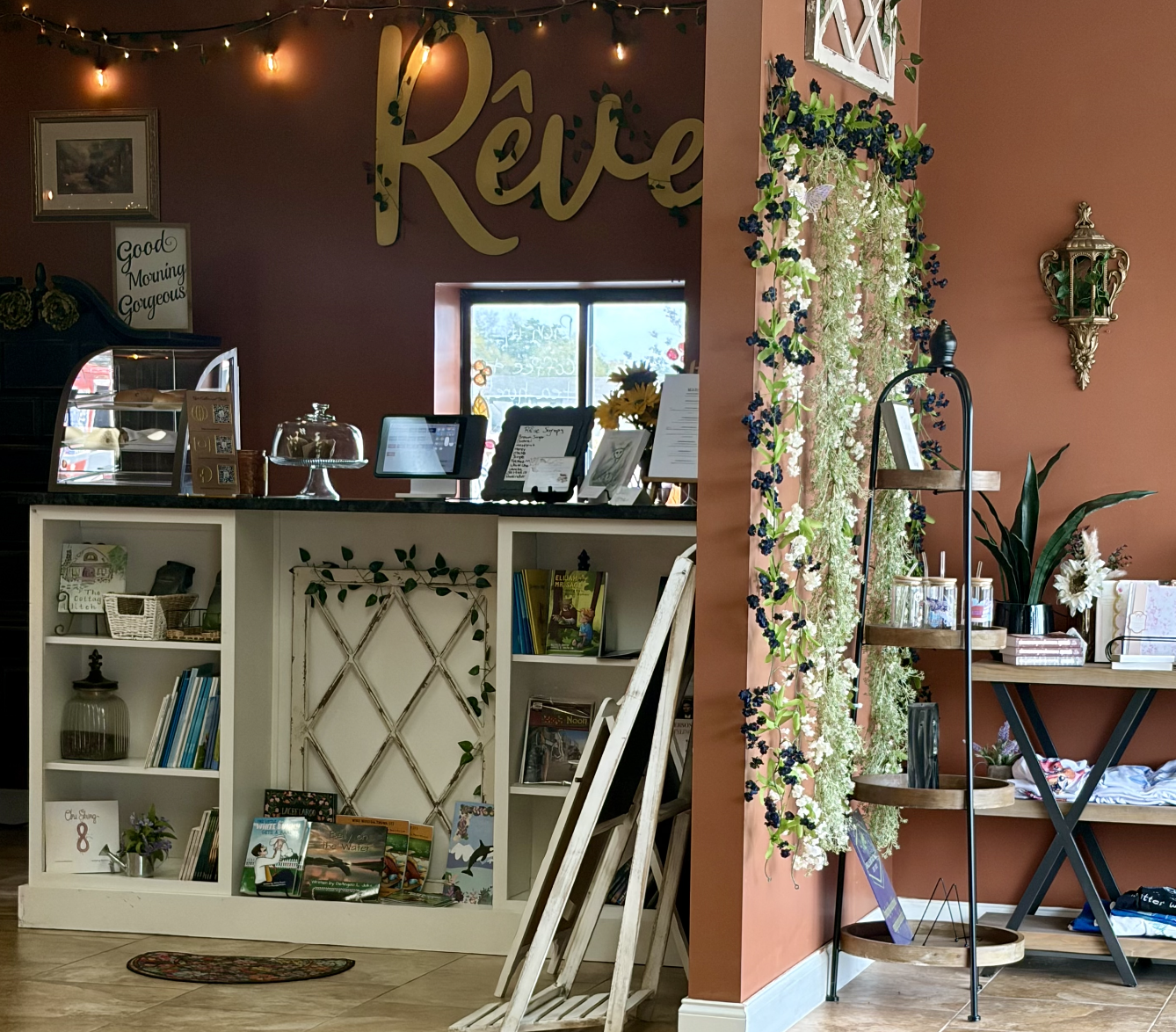 Rêve&nbsp;Coffee &amp; Bookshop
