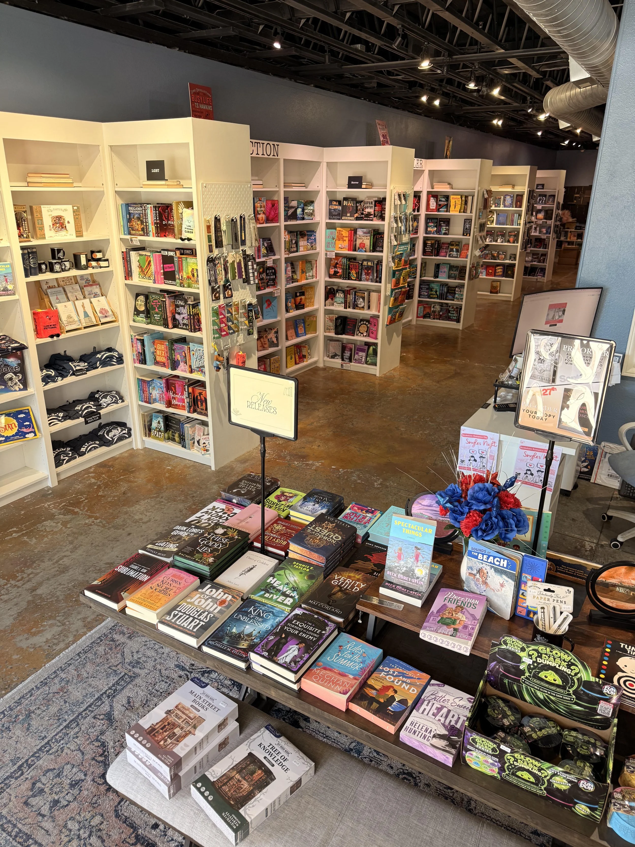 Hill’s Bookstore