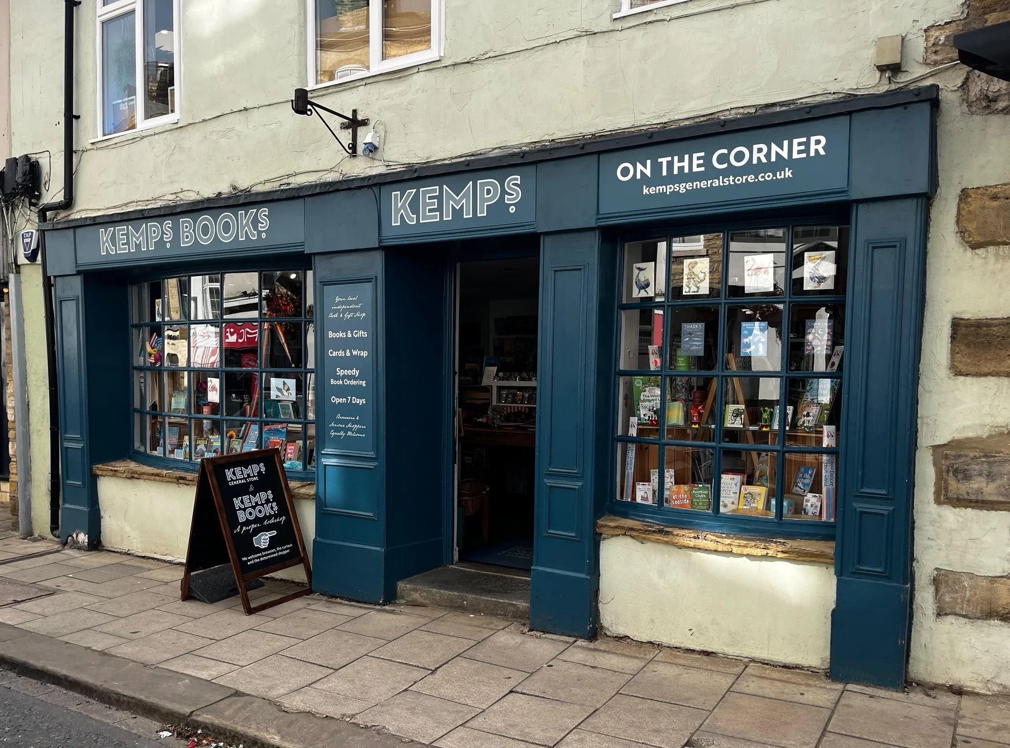 Kemps On the Corner
