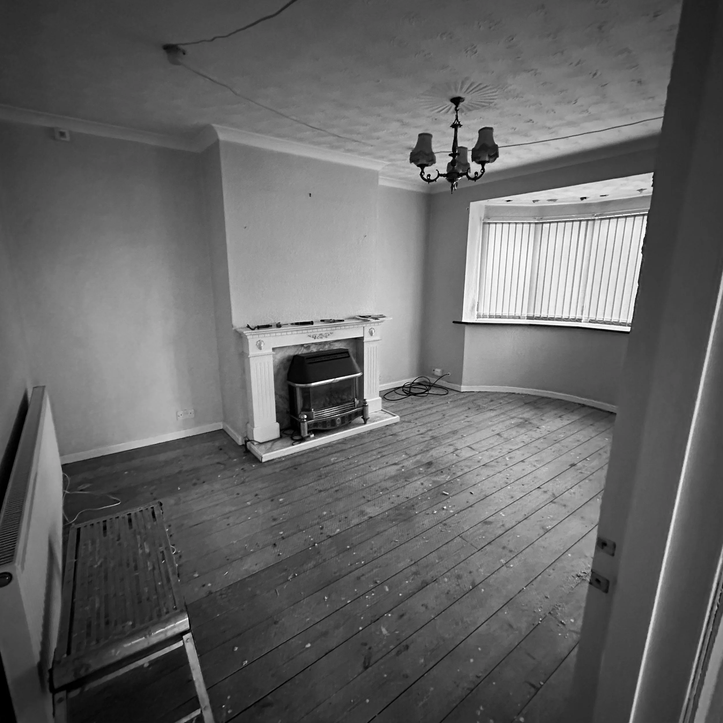 oaksmith-building-bungalow-reno-before-pic.jpg