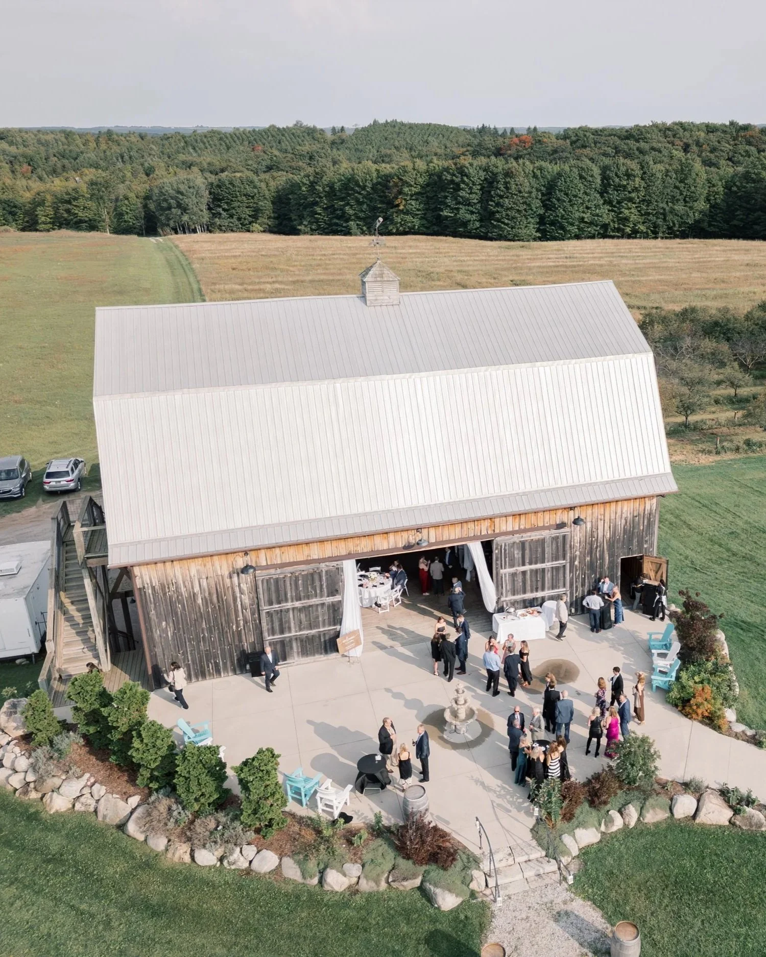 The Barn. A spacious, century-old venue offering rustic charm, ideal for larger weddings, as well as corporate events, parties, and other celebrations in May to October.