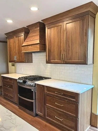Walnut kitchen on Tims Ford