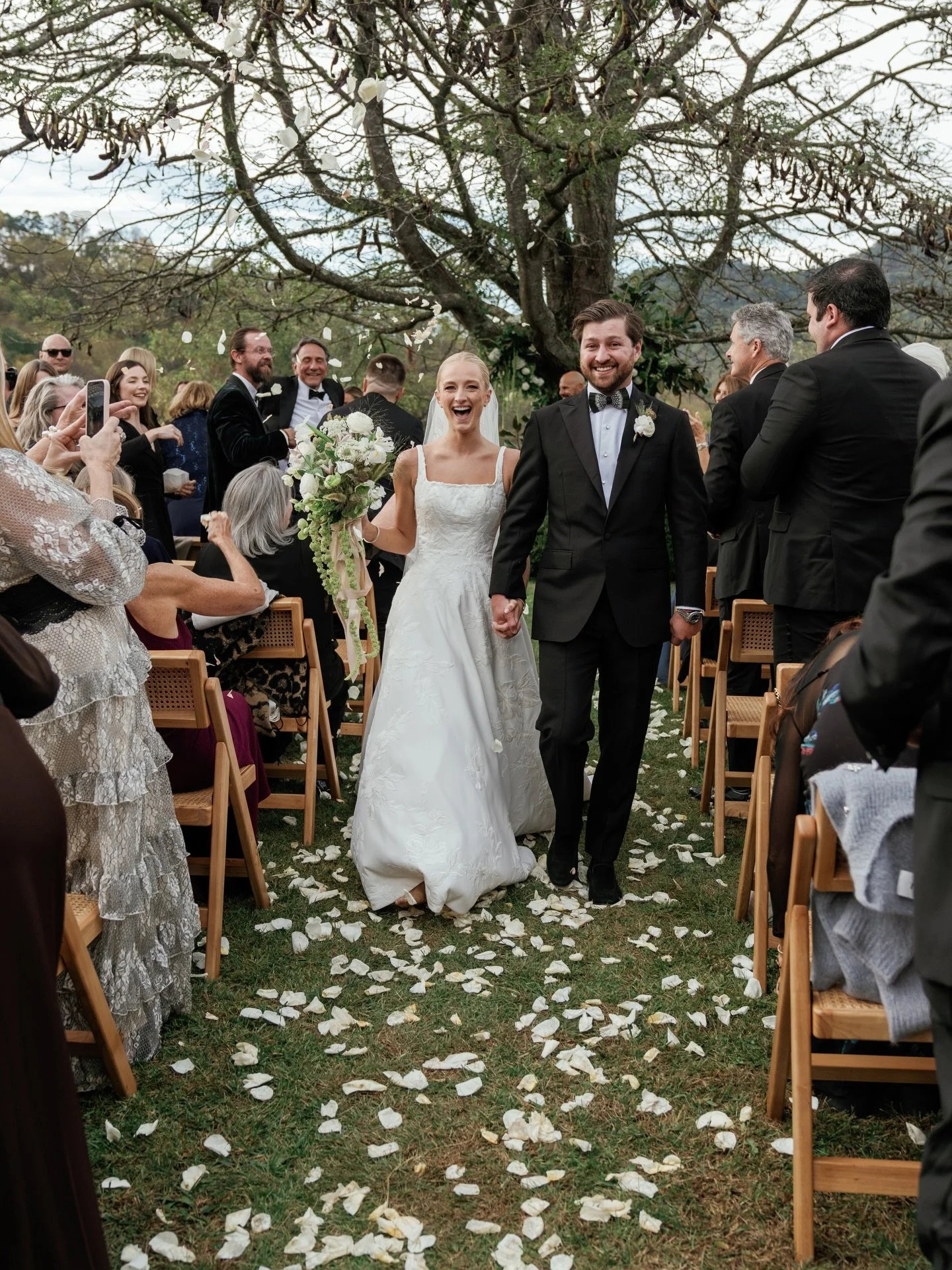 How sweet it is to work with the most fun couple @rachelladisic + @ghogilvie !!!! ✨✨✨✨

When @rachelladisic &amp; @toast_events reached out to me to take on all of the printed details for this gorgeous weekend- I had just taken my business full time 