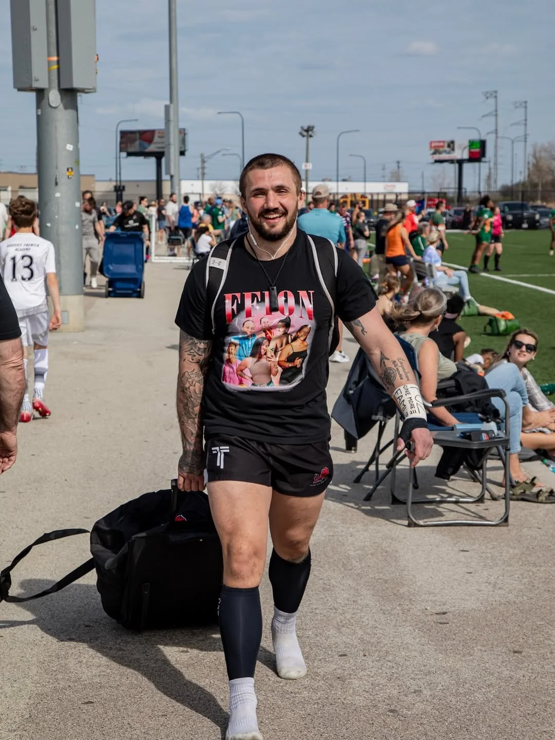 The Lion makes sure he’s dressed for the occasion. 🦁🦁🦁#chicago #rugby #chicagorugby #fashioni (2).jpg