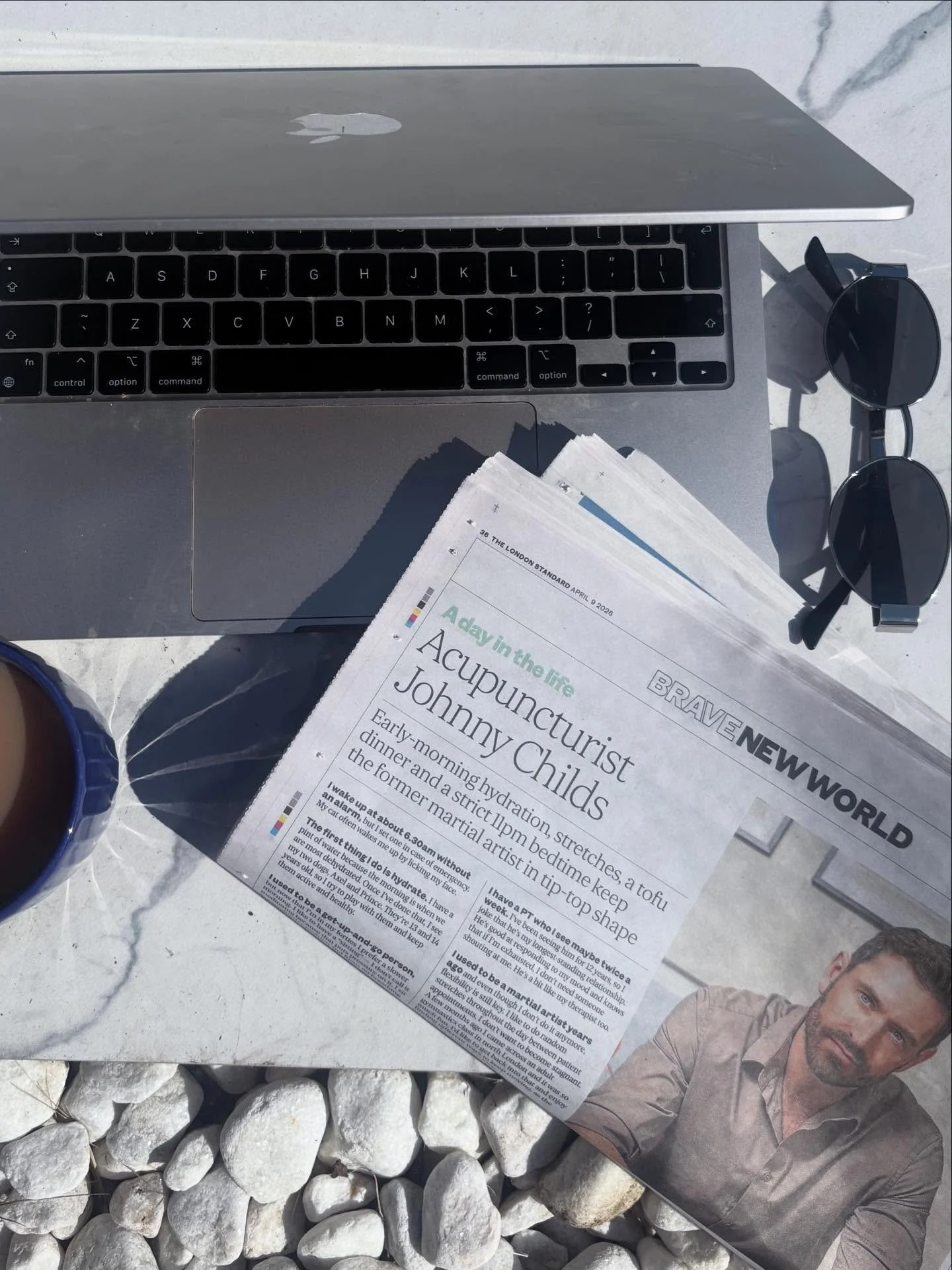 From sex and the city, to martial arts memories - London&rsquo;s Top Fertility Acuouncturisy, @johnnyacupuncturist shares his morning with The London Standard 🌞 A HUGE half page feature, in the 77th issue.