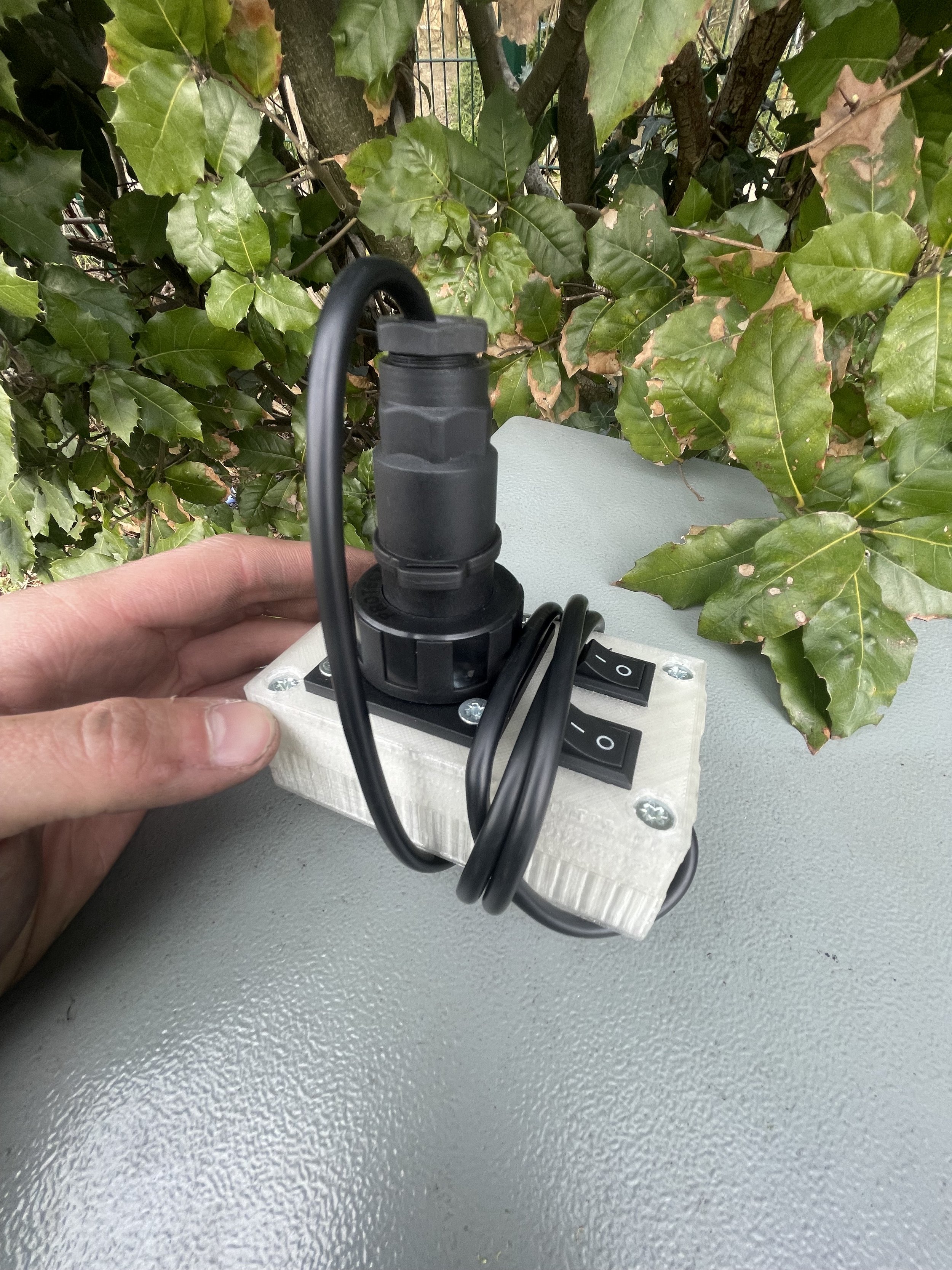 DETECTOR &amp; CABLE TESTER