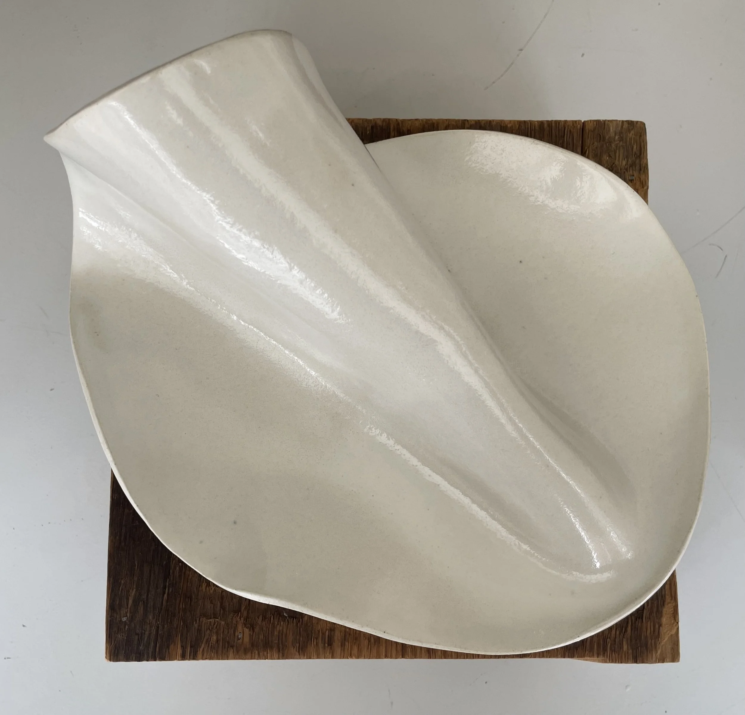 9 in x 10 in, 6 in h