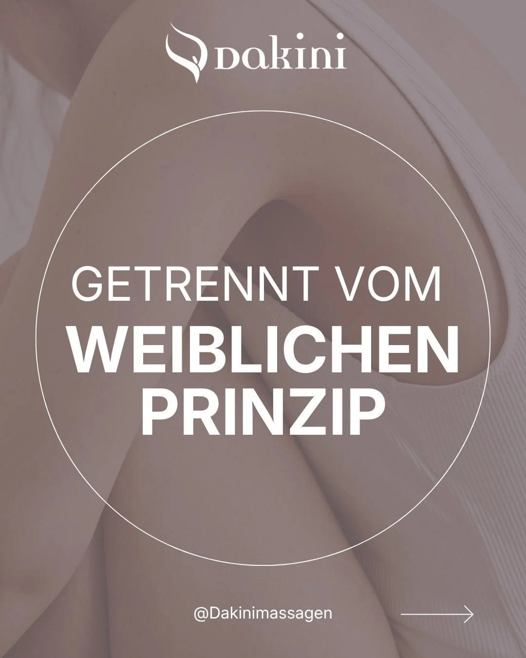 Unsere Zeremonie:

Eine ausf&uuml;hrliche Tantramassage ist in jeder Zeremonie inbegriffen.

Weitere Elemente, die in deiner Zeremonie vorkommen k&ouml;nnen: 

Eine zeremonielle Fussreinigung - mit einem Fu&szlig;bad im warmen Wasser mit basischen Sa