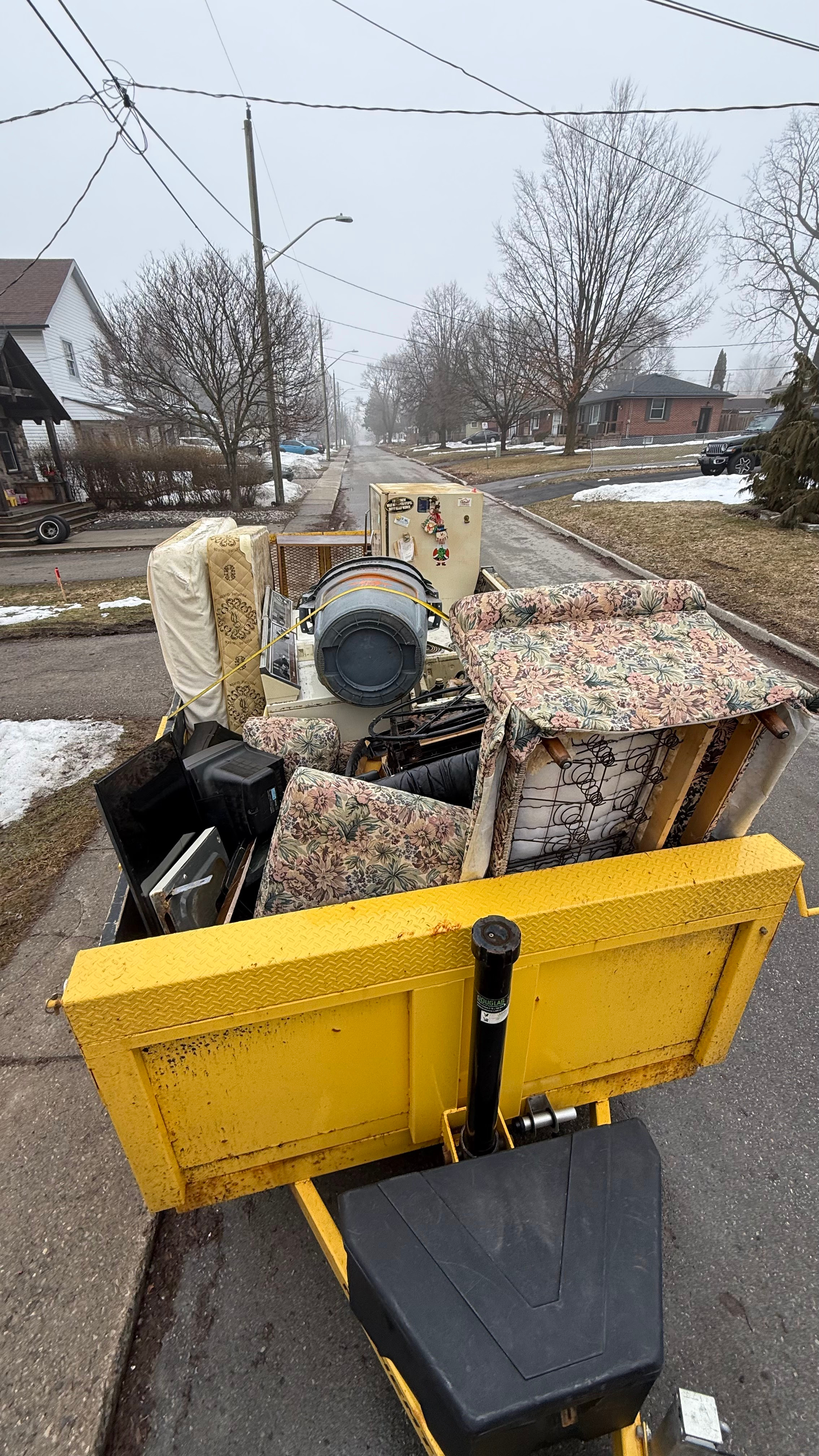 pre listing furniture removal London Ontario home cleared of unwanted pieces ready for staging
