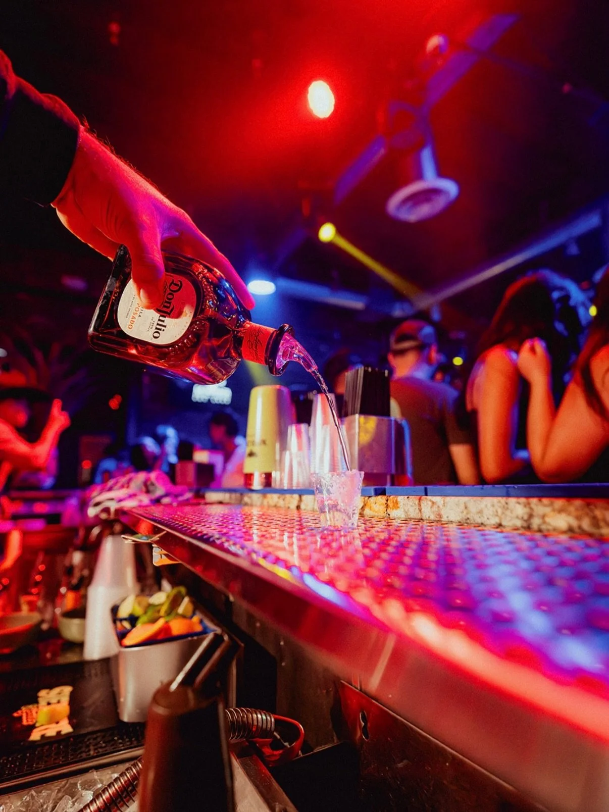 Botas y botellas toda la noche 🍾🎺
Canarios de Michoac&aacute;n llega este 24 de mayo a La Terraza 🔥
21+ | Doors open at 10 PM
Pre-game before the block party or pull up after&hellip; puro ambiente toda la noche 😮&zwj;💨