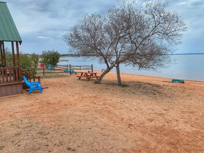 Cabin 10 waterfront rental with sandy beach access Lake Buchanan