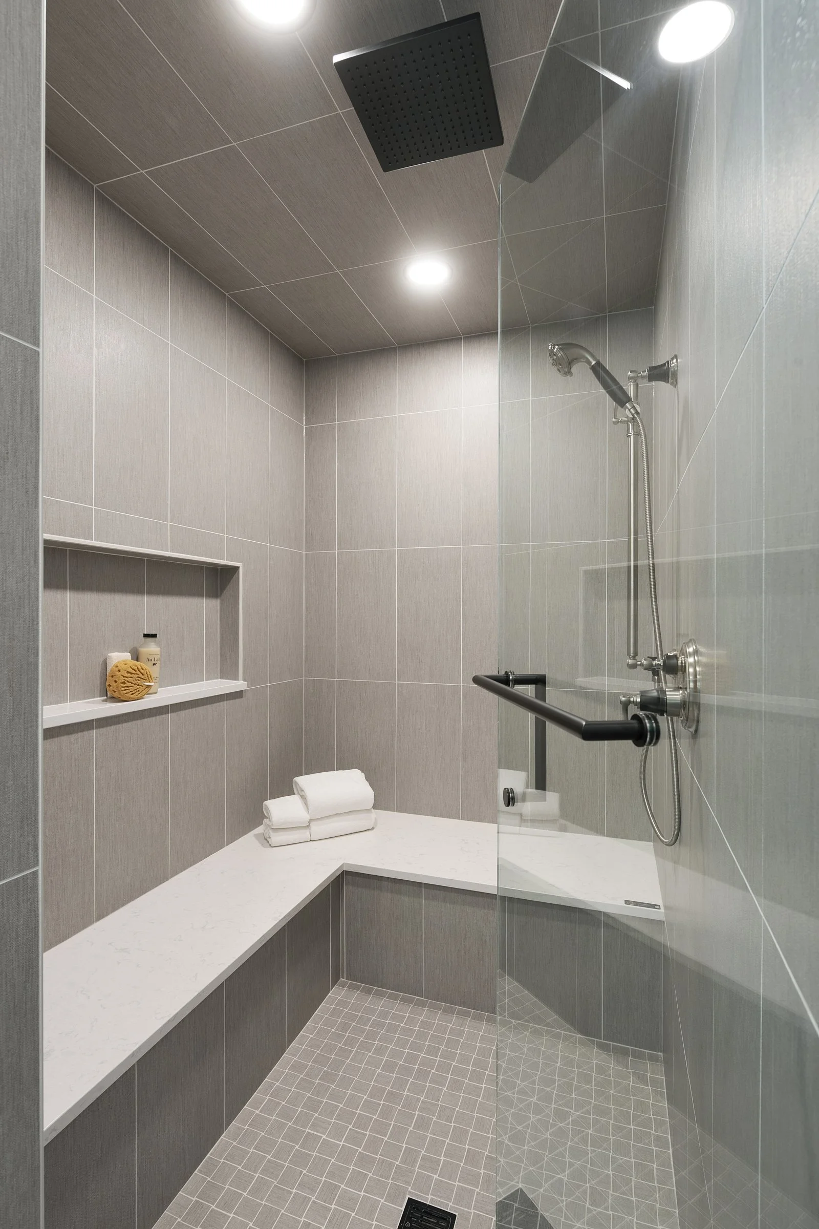 AHT + Wooddale Builders - N Ferndale Rd_071.jpg