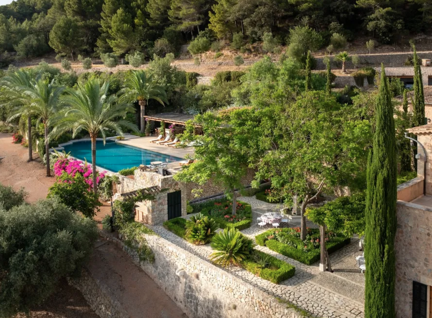 Mallorca-villa-bachelorette-party