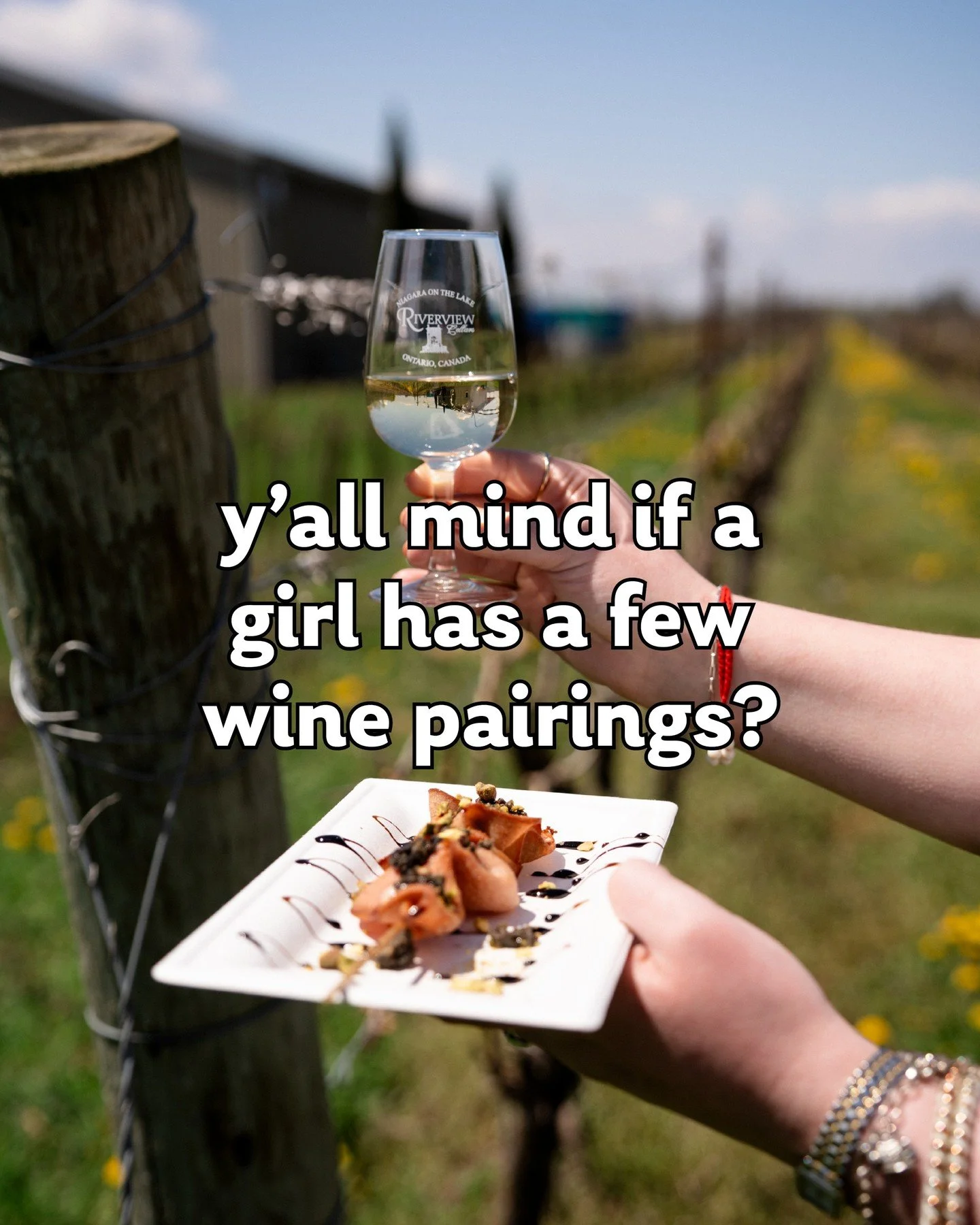 You would do the same thing if confronted with a grilled mortadella skewer drizzled with balsamic glaze, olive tapenade and pistachio crumble. And a crispy Pinot Grigio? Oof 👌👌👌