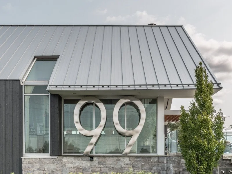 A photo of the outside of Wayne Gretzky Estates Winery