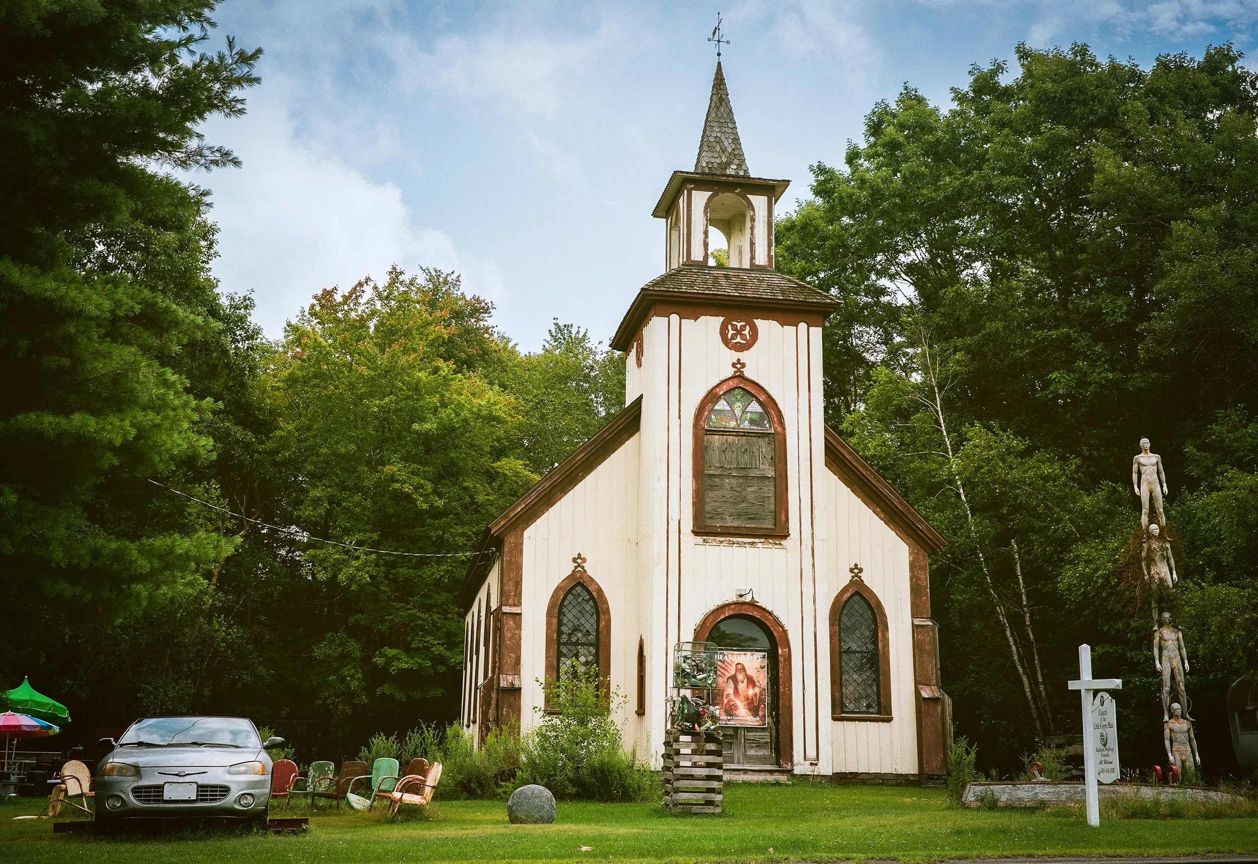 Church of the Little Green Man - Analogue 6x9 120mm