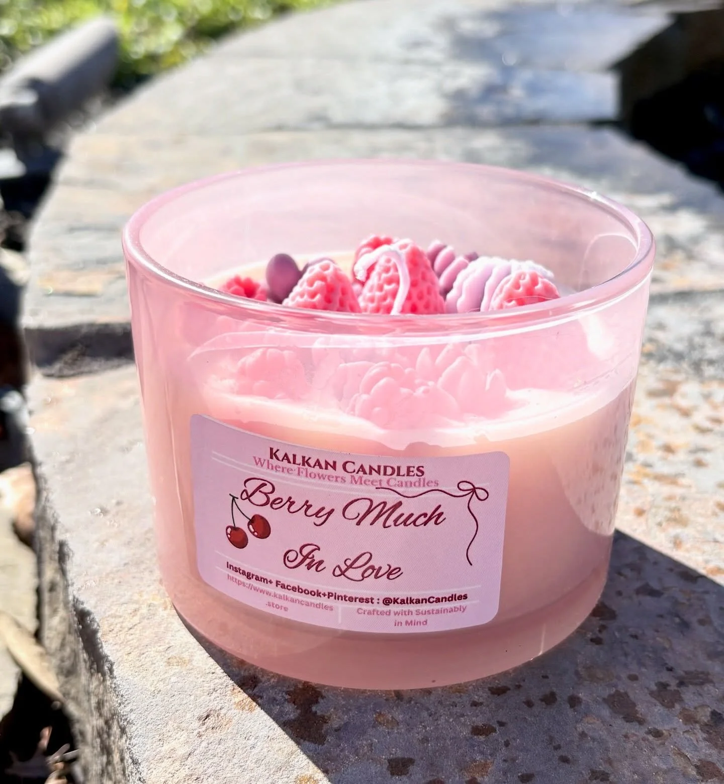 Berry much in love with you all🌸💕🍓