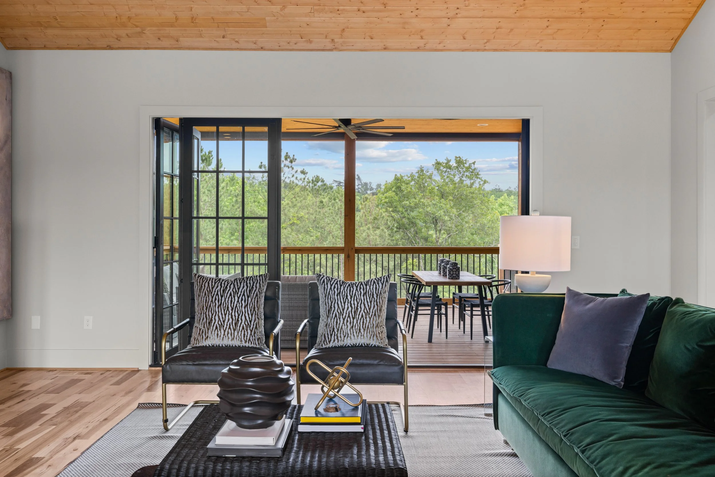 2079 Lindsay Lane - Mae Beth Designs-79.jpg