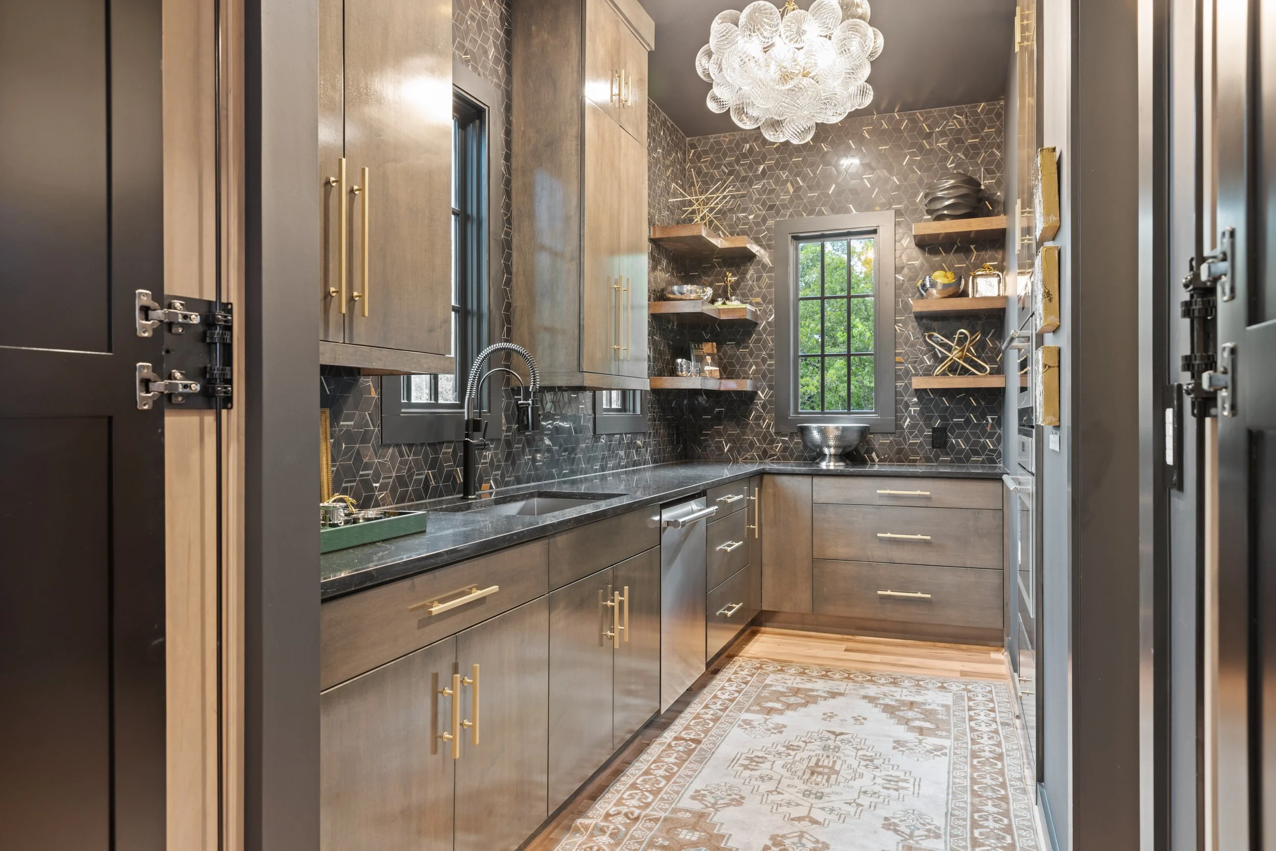 2079 Lindsay Lane - Mae Beth Designs-10.jpg